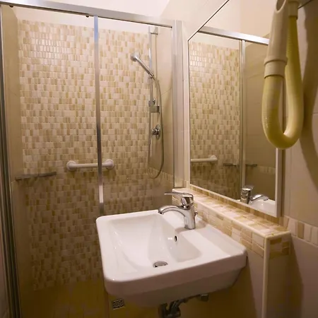 Hotel Sant'elena 3*