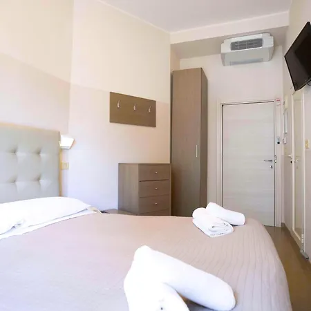 Hotel Sant'elena Rímini