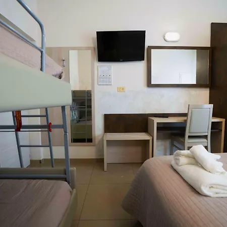 Sant'elena 3* リミニ