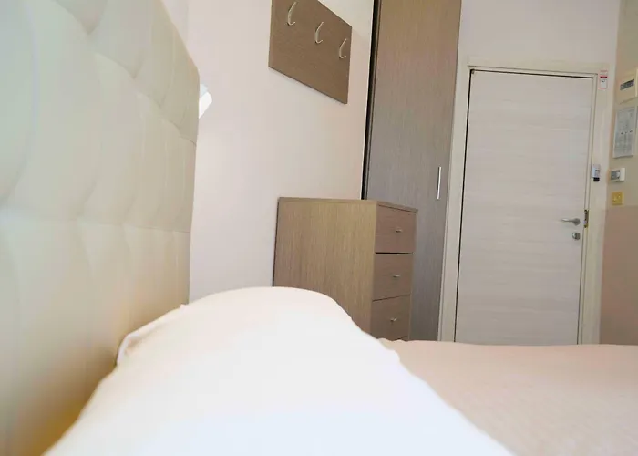 Sant'elena 3* רימיני